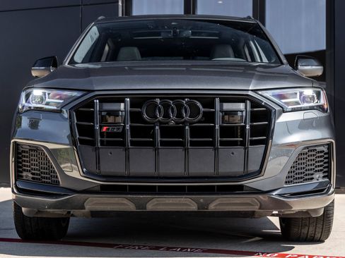Used 2022 Audi SQ7 Premium Plus AWD/4WD image 4