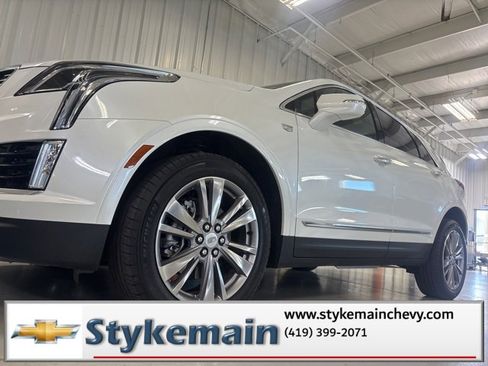Used 2024 Cadillac XT5 Premium Luxury image 13
