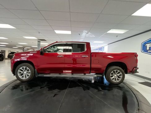 Used 2021 Chevrolet Silverado 1500 High Country w/ Technology Package AWD/4WD image 5