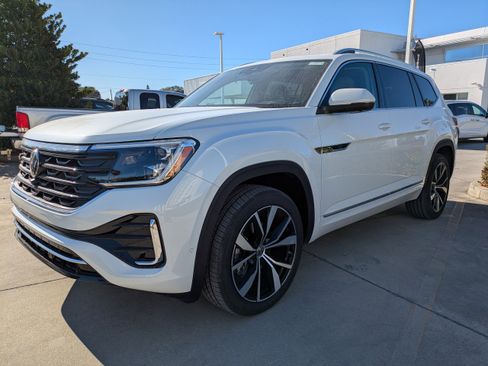 New 2026 Volkswagen Atlas SEL Premium R-Line AWD/4WD image 8