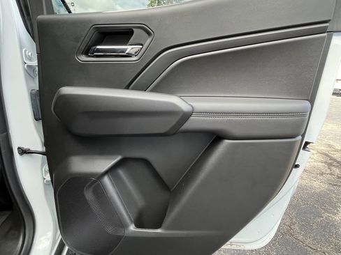 Certified 2024 Chevrolet Colorado LT image 19