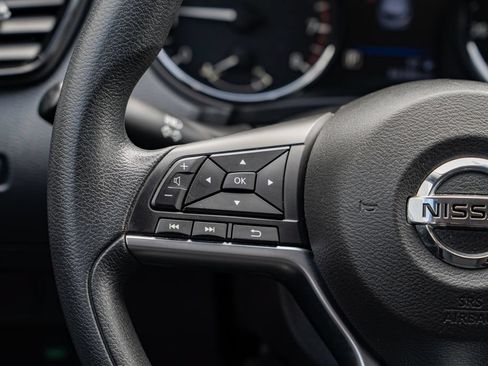 Used 2019 Nissan Rogue Sport S AWD/4WD image 13