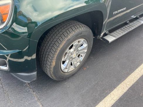 Used 2015 Chevrolet Colorado LT w/ Luxury Package RWD image 4