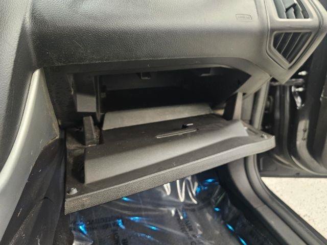 Used 2013 Ford Focus SE FWD image 21