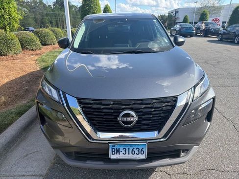 Used 2023 Nissan Rogue S image 3