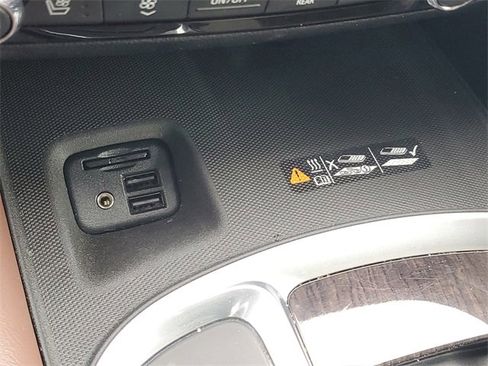 Certified 2020 Buick Enclave Avenir w/ Avenir Technology Package image 31