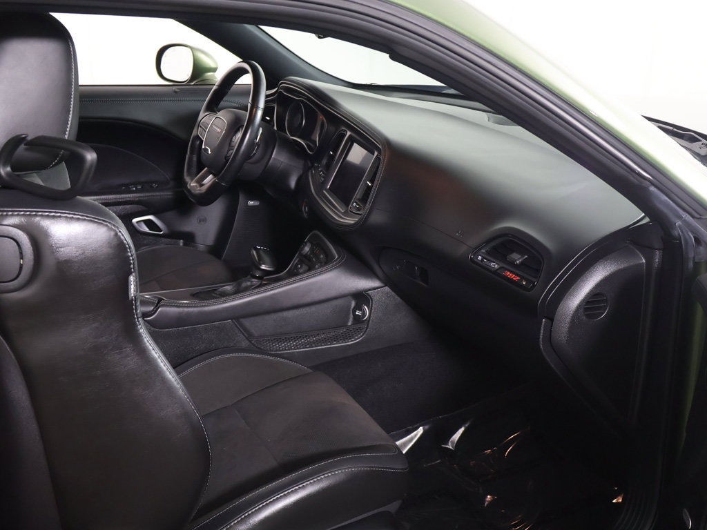 Used 2020 Dodge Challenger R/T Scat Pack w/ Dynamics Package RWD image 23
