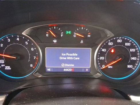 Used 2023 Chevrolet Traverse LT w/ LPO, Floor Liner Package image 28