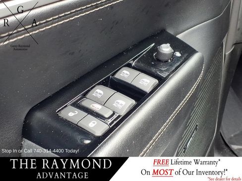Used 2023 Jeep Wagoneer 4WD image 18