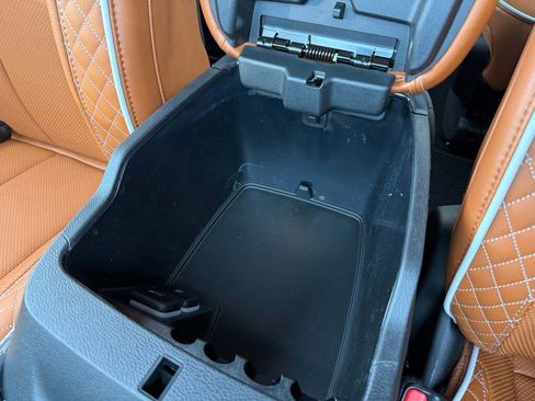 New 2026 Chrysler Pacifica Pinnacle image 31