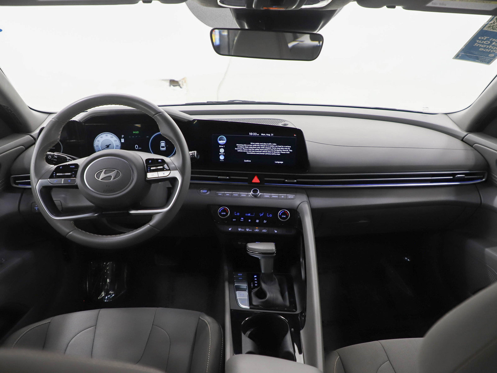 Used 2025 Hyundai Elantra SEL FWD image 13