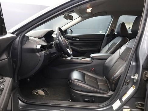 Used 2021 Nissan Altima 2.5 SR image 11