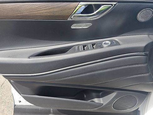Used 2025 Genesis GV80 2.5T Select AWD/4WD image 5