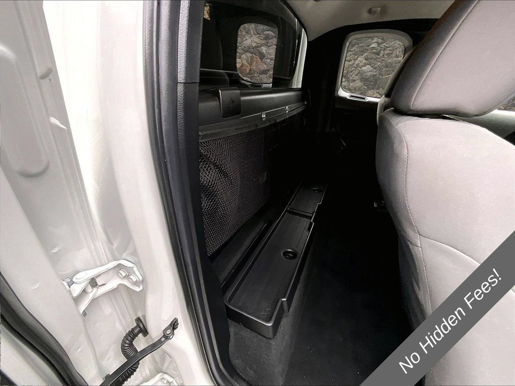 Used 2022 Toyota Tacoma SR RWD image 22