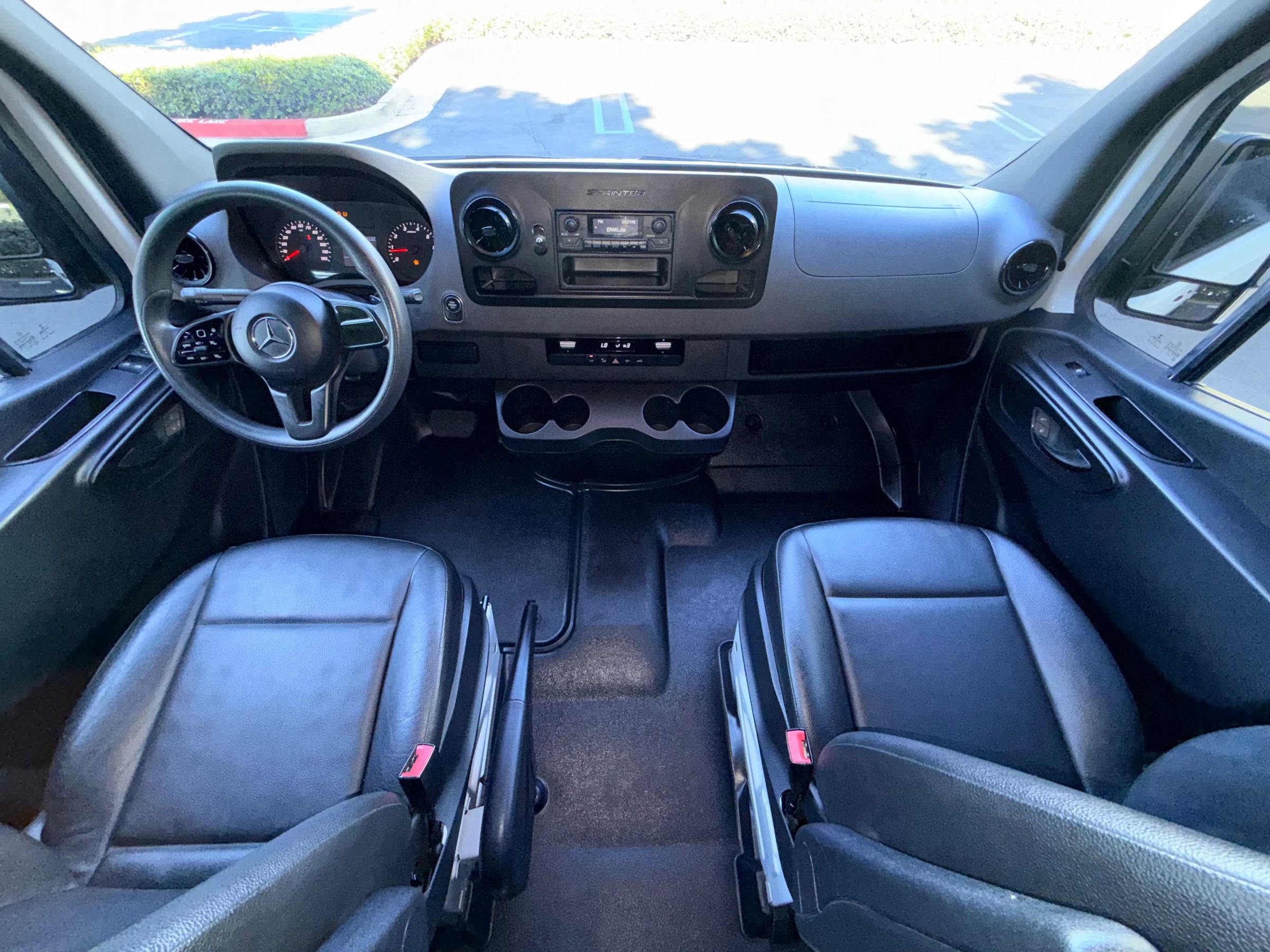 Used 2022 Mercedes-Benz Sprinter 2500 144 Cargo image 16