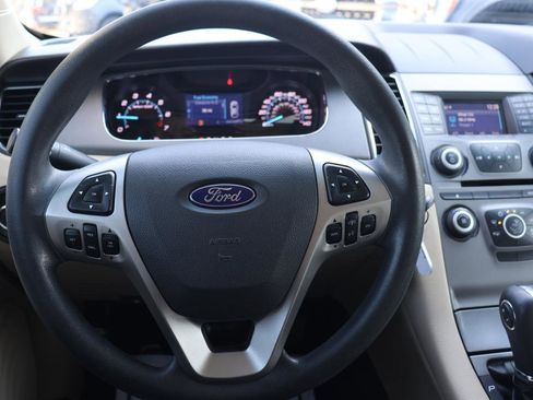 Used 2019 Ford Taurus SE image 31