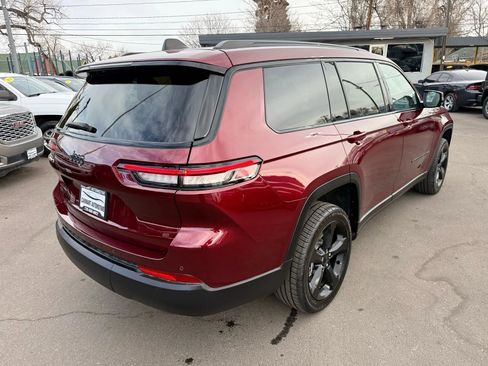 Used 2024 Jeep Grand Cherokee L Altitude image 9