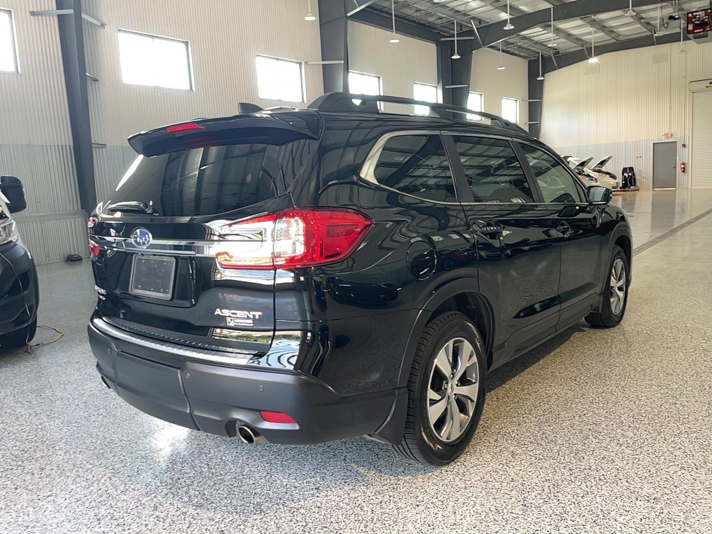 Used 2023 Subaru Ascent Premium w/ Convenience Package AWD/4WD image 16