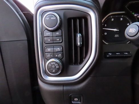 Used 2022 GMC Sierra 2500 Denali w/ Denali Ultimate Package image 40