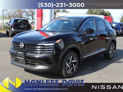 New 2026 Nissan Kicks SV image 3