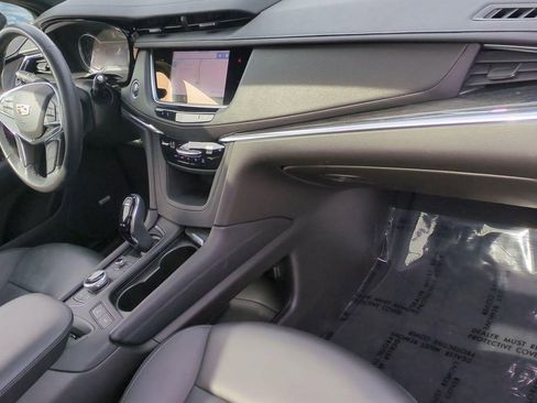 Certified 2023 Cadillac XT5 Premium Luxury FWD image 18
