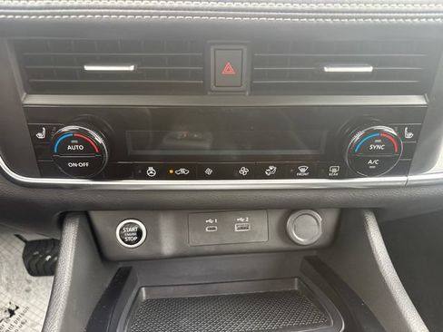 Used 2023 Nissan Rogue SV w/ SV Premium B Package AWD/4WD image 22