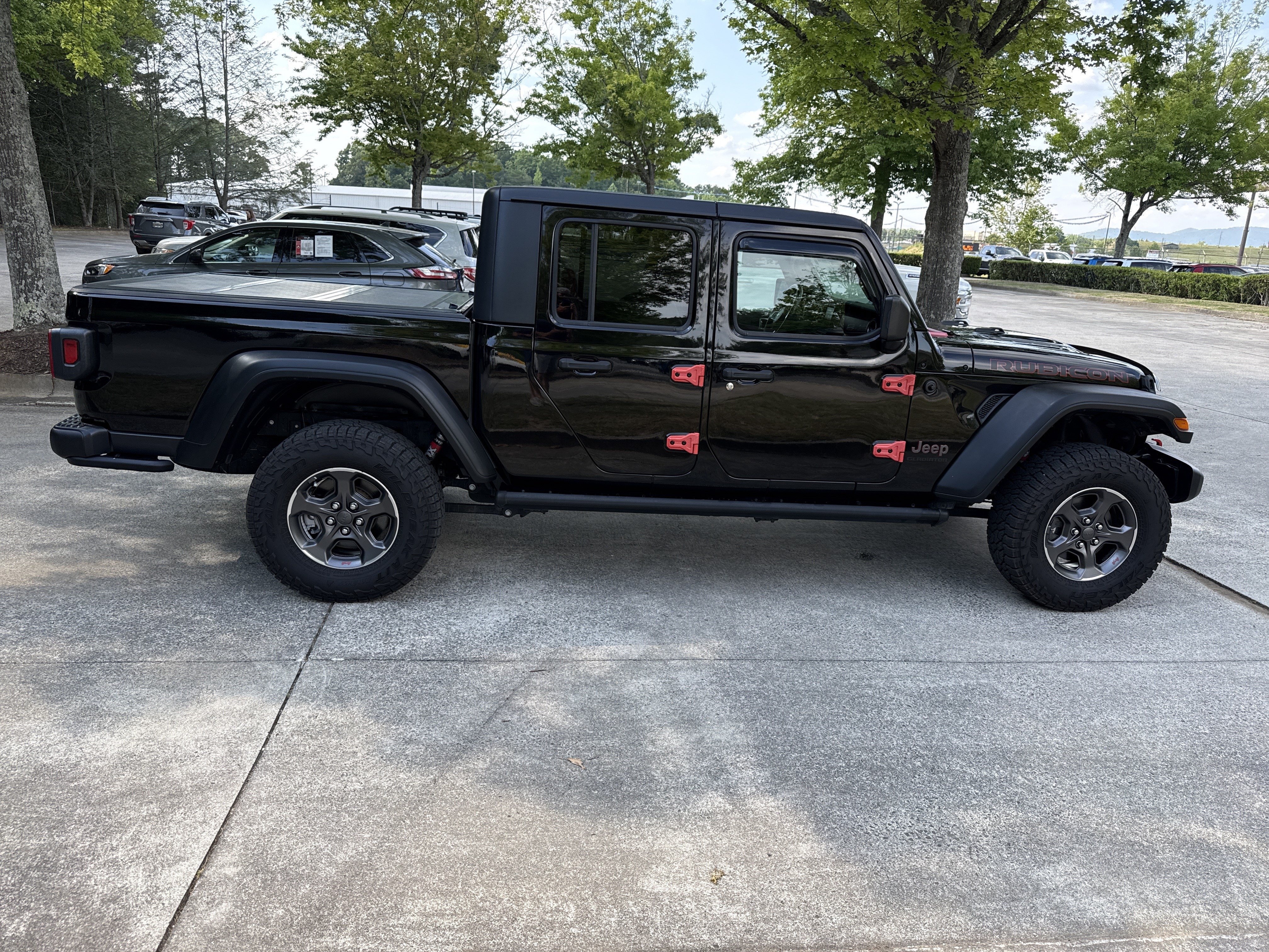 Used 2020 Jeep Gladiator Rubicon AWD/4WD image 8