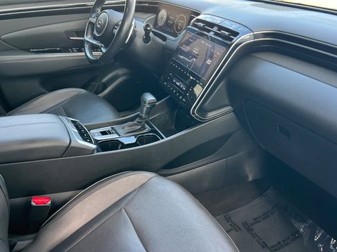 Used 2022 Hyundai Santa Cruz Limited image 15