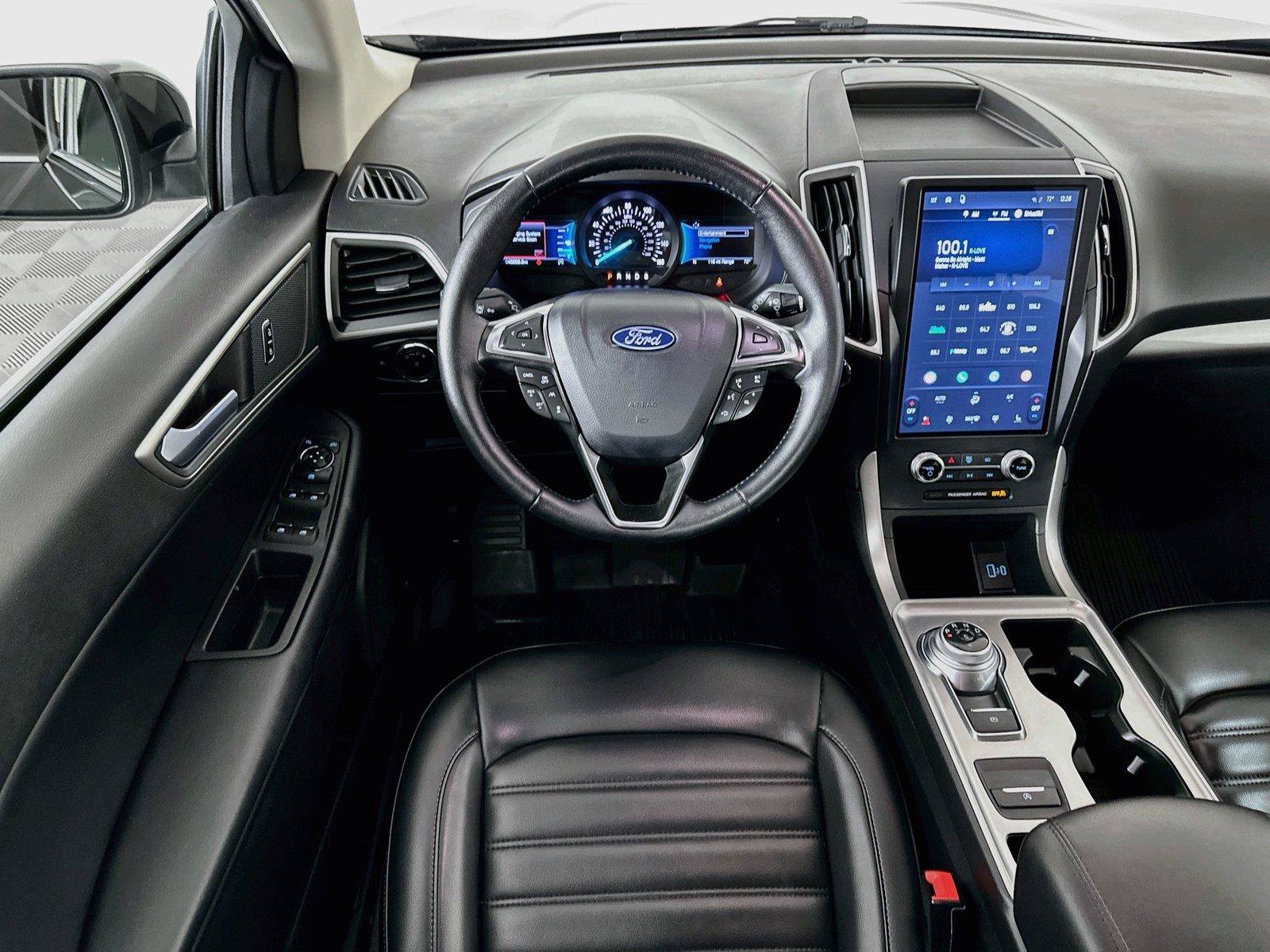 Used 2024 Ford Edge SEL w/ Convenience Package AWD/4WD image 2