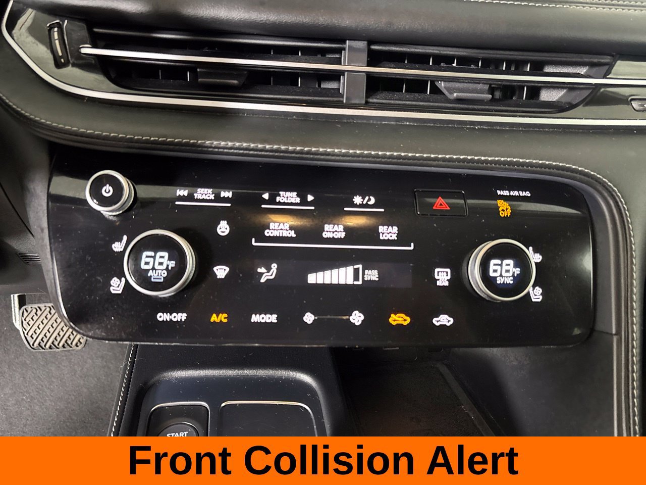 Used 2023 INFINITI QX60 Luxe w/ Cargo Package AWD/4WD image 21