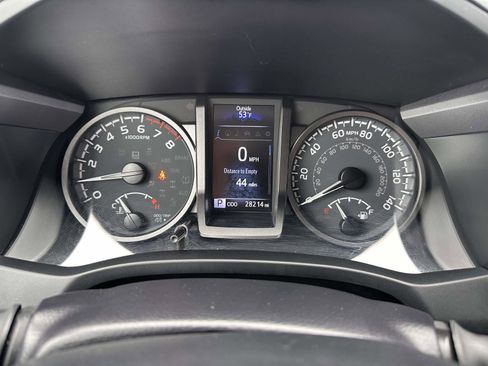 Used 2023 Toyota Tacoma TRD Sport AWD/4WD image 20