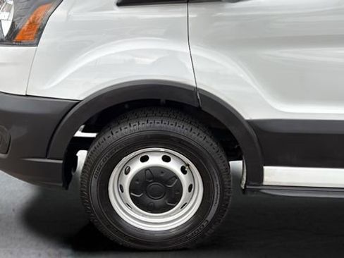 Used 2023 Ford Transit 250 Medium Roof w/ Load Area Protection Package image 34