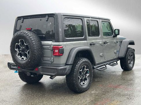 Used 2022 Jeep Wrangler Unlimited Rubicon 4xe AWD/4WD image 3