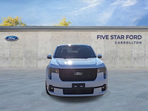 Certified 2025 Ford Maverick Lobo image 3