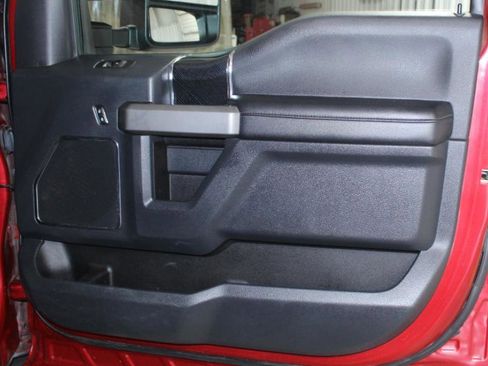 Used 2022 Ford F350 Platinum image 29