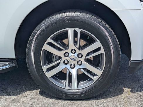 Used 2022 Ford Expedition Max Limited RWD image 12