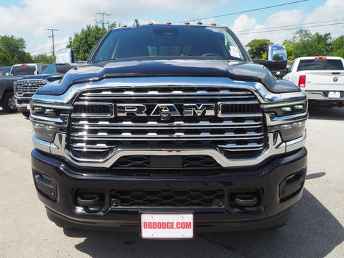 New 2025 RAM 2500 Limited image 3