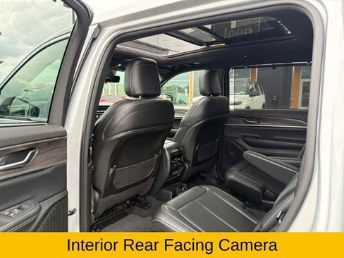 Used 2024 Jeep Grand Cherokee L Limited w/ Luxury Tech Group II image 26