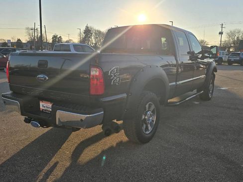 Used 2011 Ford F250 Lariat image 5