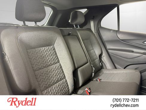 Used 2023 Chevrolet Equinox LT w/ LPO, Floor Liner Package image 17