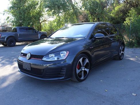Used 2016 Volkswagen GTI SE FWD image 4