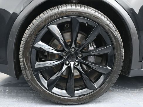 Used 2020 Tesla Model X Long Range image 10