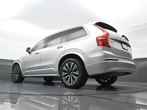 Used 2022 Volvo XC90 T6 Momentum w/ Advanced Package AWD/4WD image 26