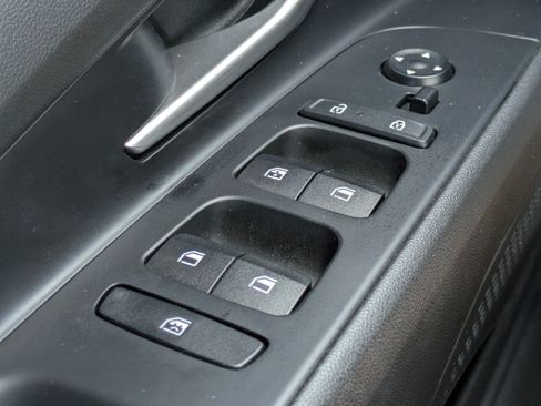 Certified 2024 Hyundai Elantra Blue FWD image 21