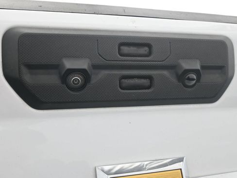 Used 2023 Chevrolet Silverado 1500 LTZ w/ LTZ Premium Package image 39