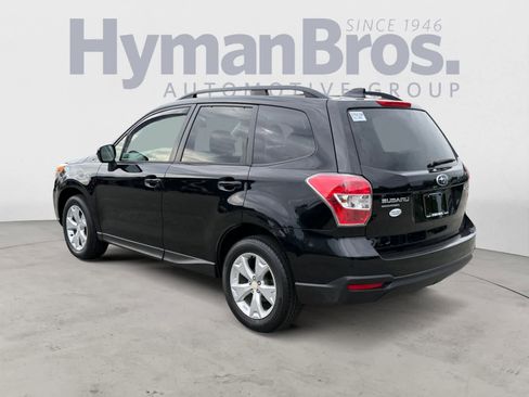 Used 2016 Subaru Forester 2.5i Premium w/ All-Weather Package AWD/4WD image 6