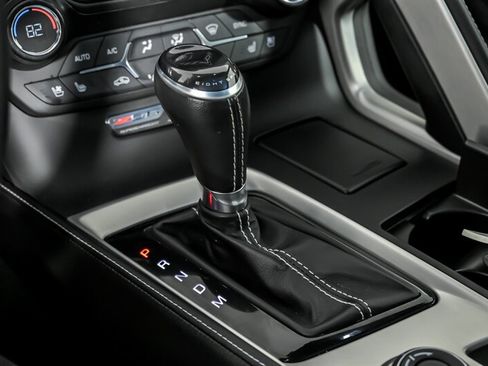 Used 2015 Chevrolet Corvette Z06 w/ 2LZ Preferred Equipment Group image 33