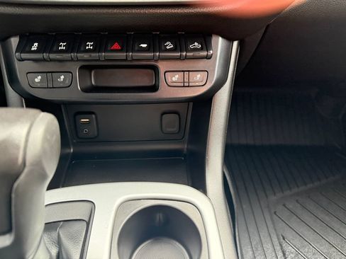 Used 2018 Chevrolet Colorado ZR2 AWD/4WD image 36