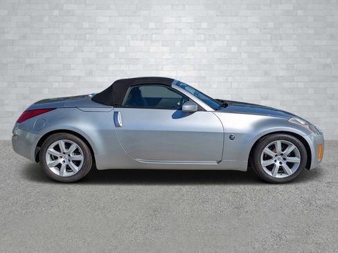 Used 2005 Nissan 350Z Enthusiast image 4