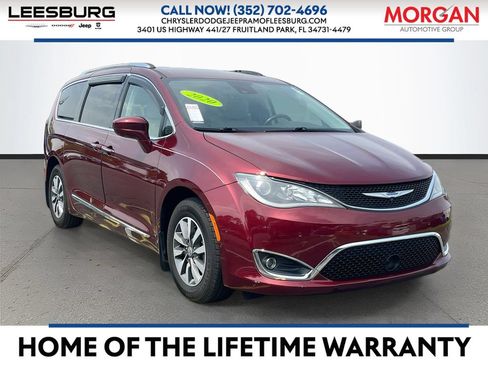 Used 2020 Chrysler Pacifica Touring-L Plus w/ Advanced Safetytec Group FWD image 1